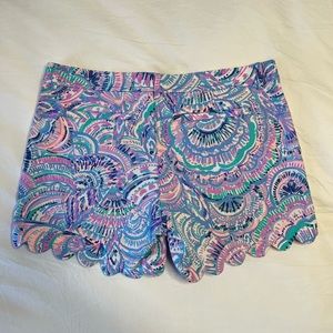 Like BRAND NEW Lily Pulitzer Scalloped Shorts